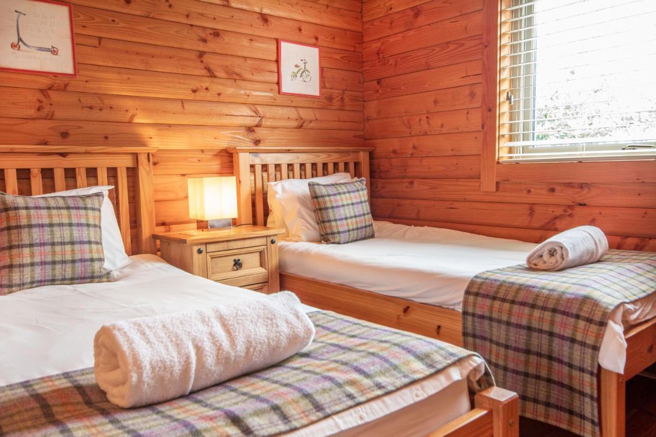 Aviemore Lodges Екстериор снимка